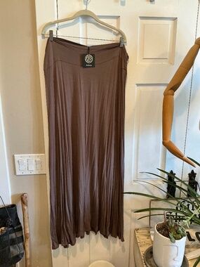 Bobeau long skirt plus size in 3X